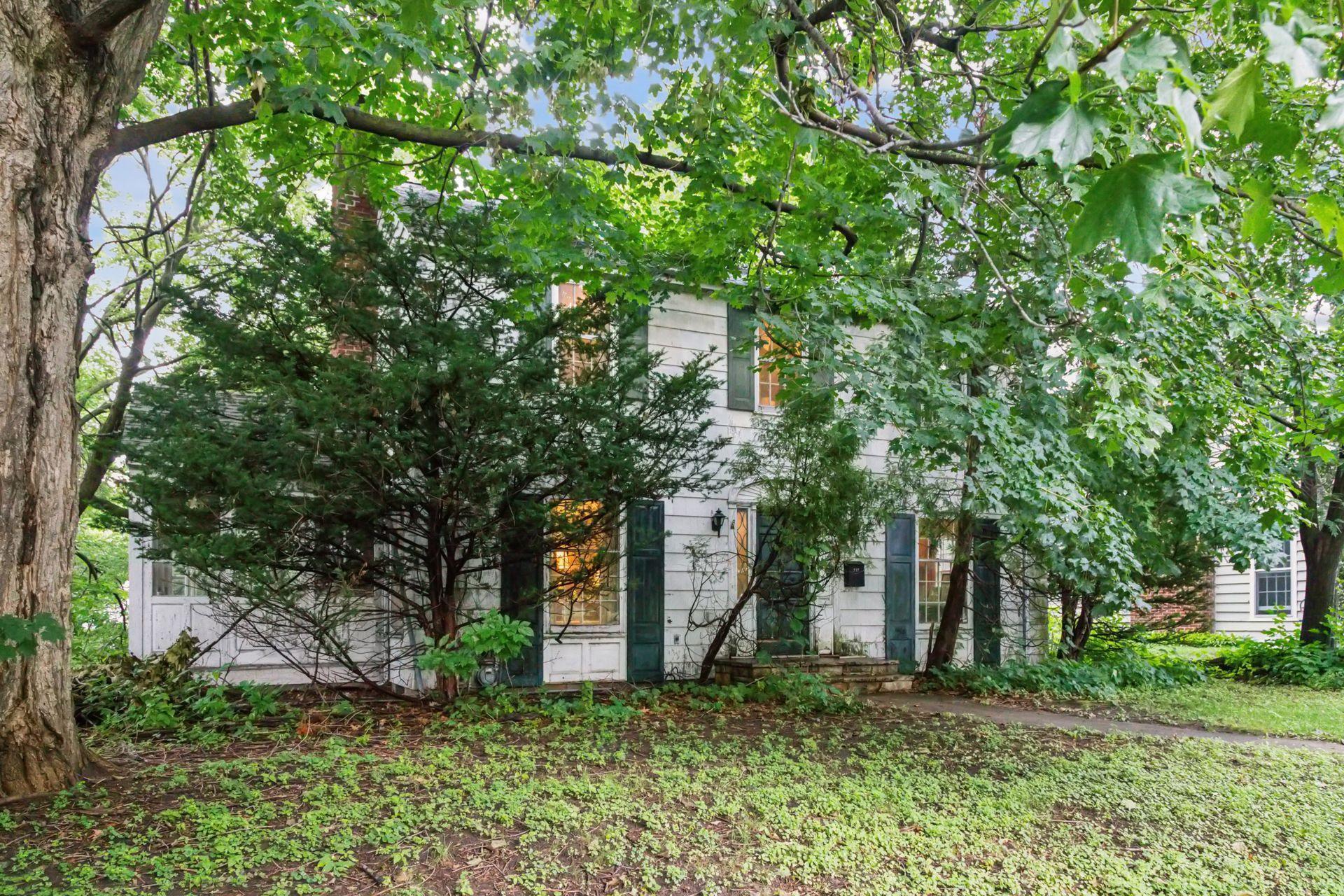 Property Photo:  737 Ridge Street  MN 55116 