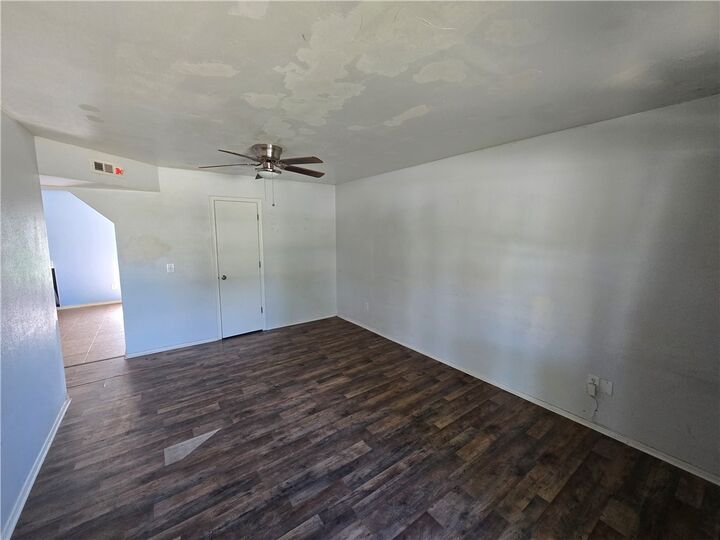 Property Photo: 2511 N 4th Street AR 72756