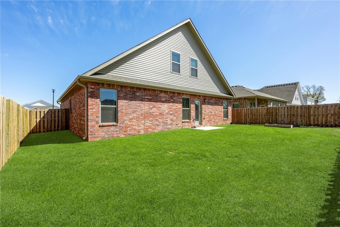 Property Photo:  2041 Tallgrass Terrace  AR 72719 