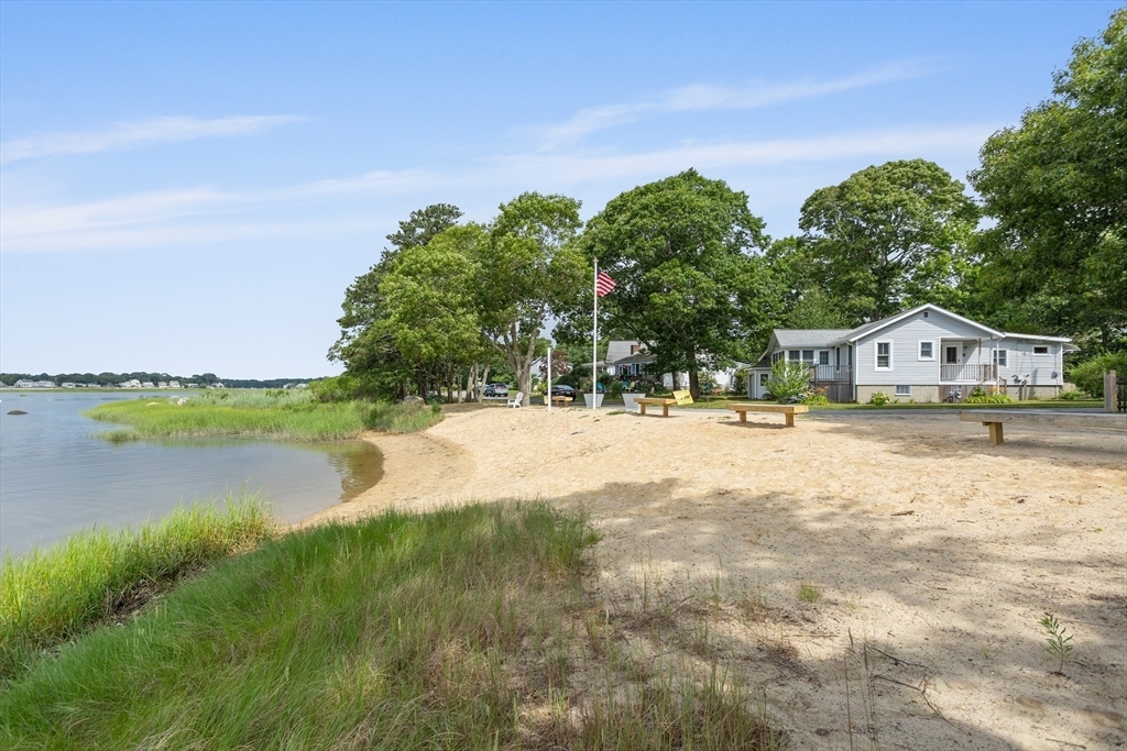 Property Photo:  20 Bayside Avenue  MA 02571 