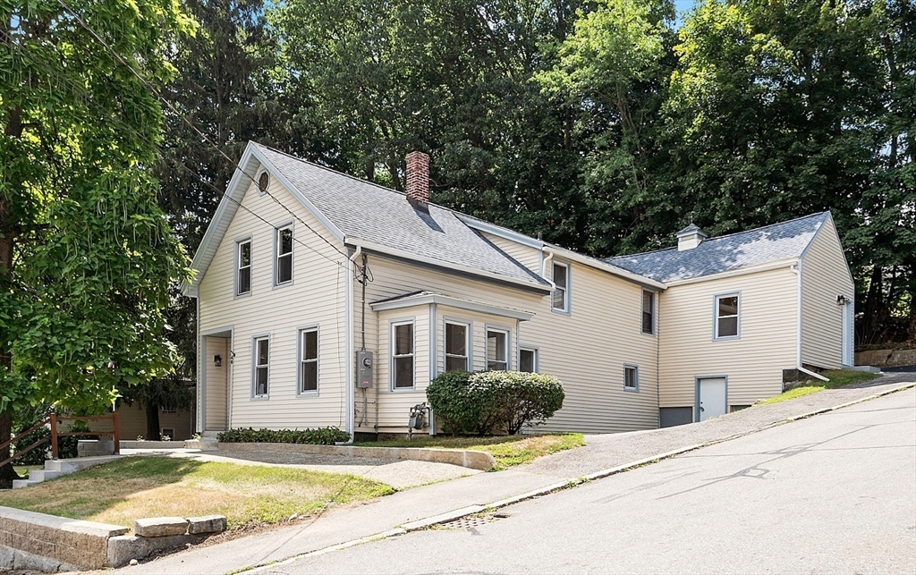 Property Photo: 46 Maple St MA 01420
