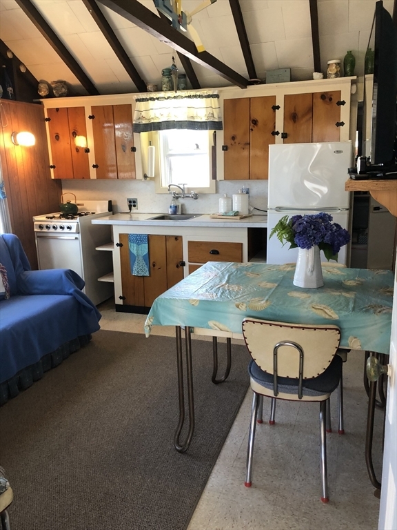 Property Photo:  251 Old Wharf Road 109  MA 02369 