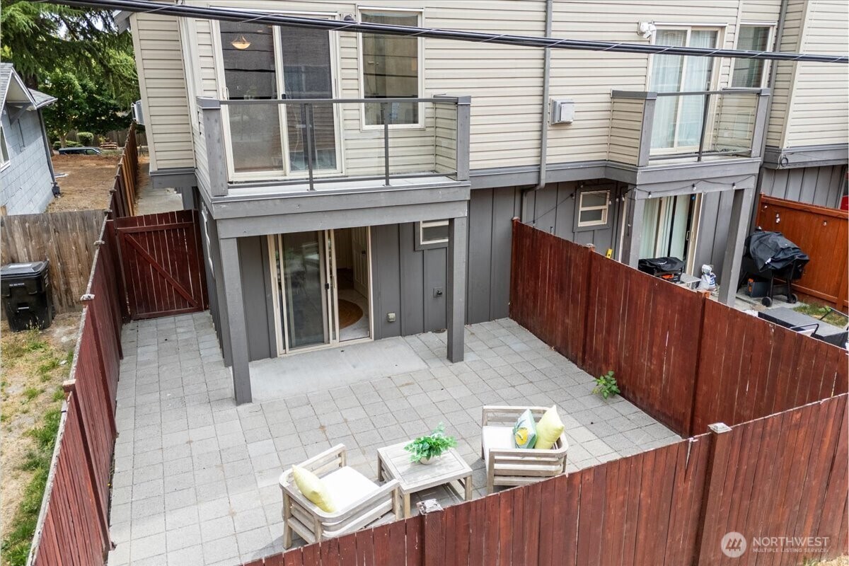 Property Photo: 9007 18th Avenue SW A WA 98106