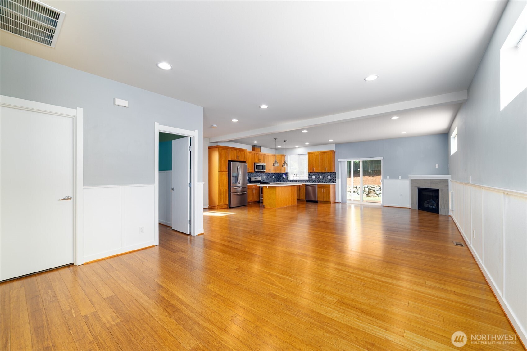 Property Photo: 238 SW 154th Street WA 98166
