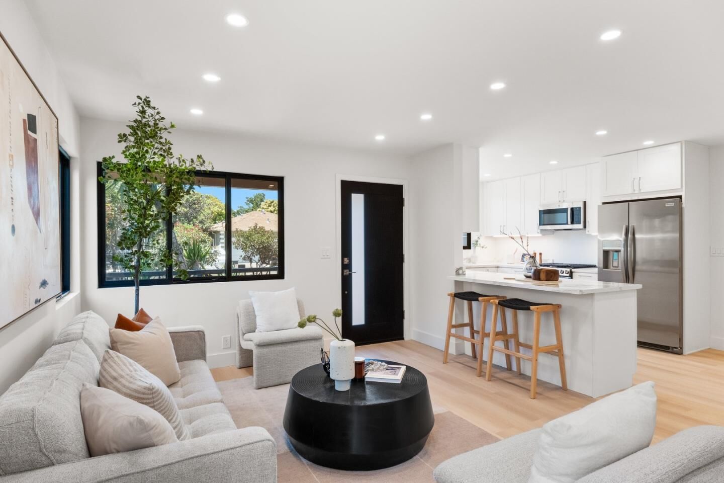 Property Photo: 120 Abelia Way CA 94303
