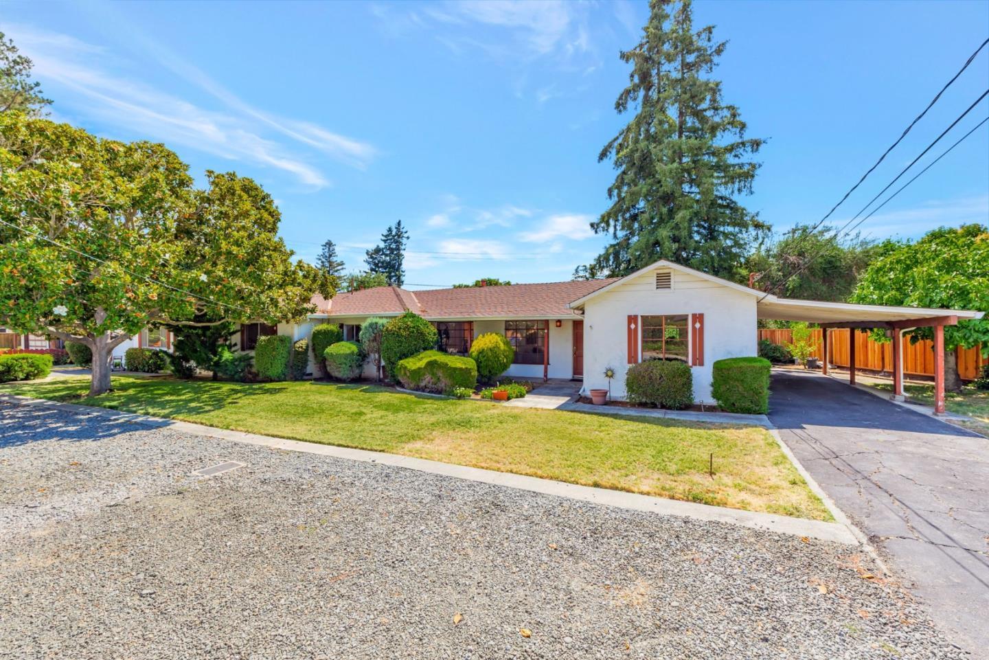Property Photo: 41 Starr Way CA 94040