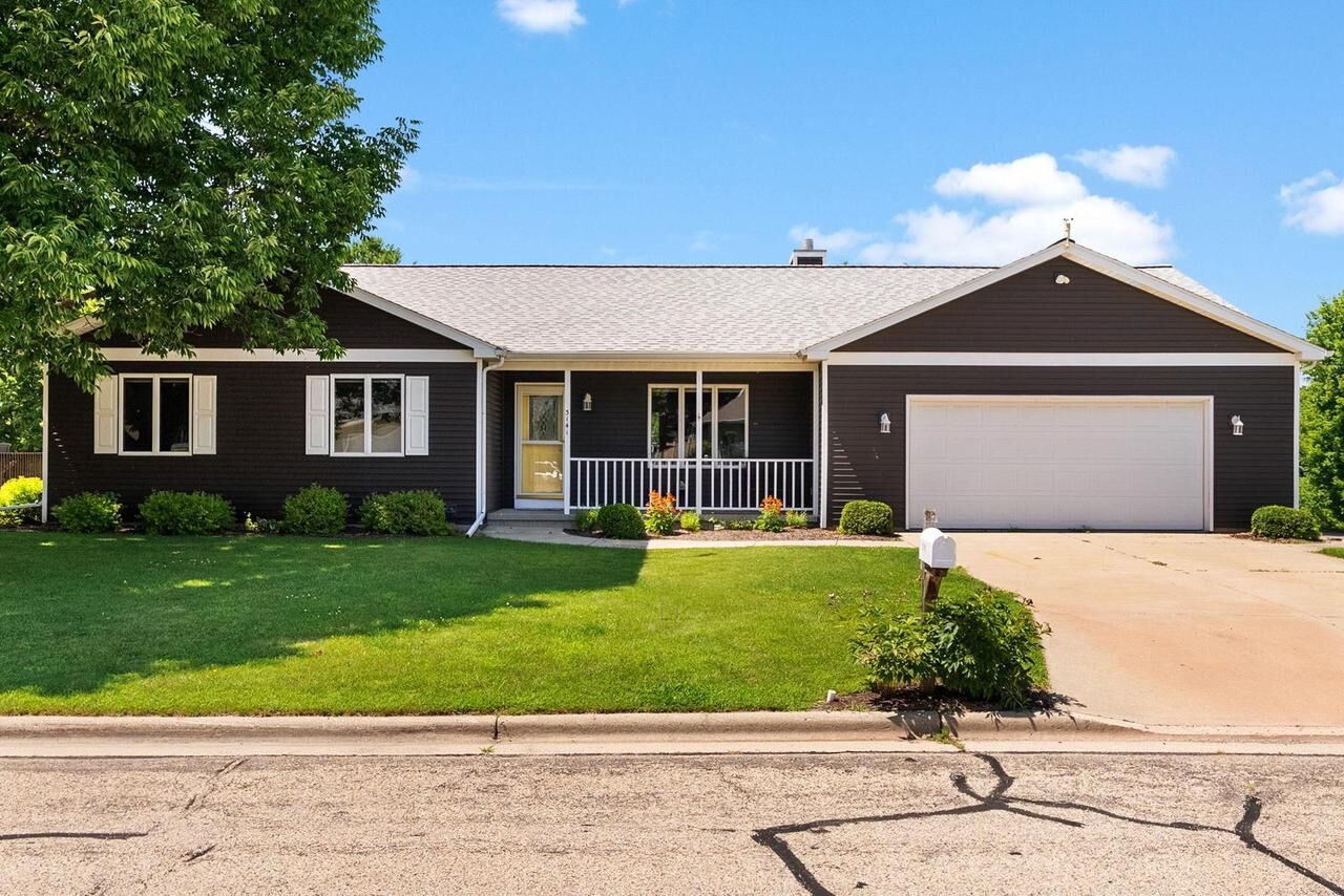 Property Photo: 3141 Bollenbeck Street WI 53528
