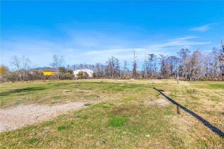 Property Photo:  1676 S Perkins Ferry Road S  LA 70611 