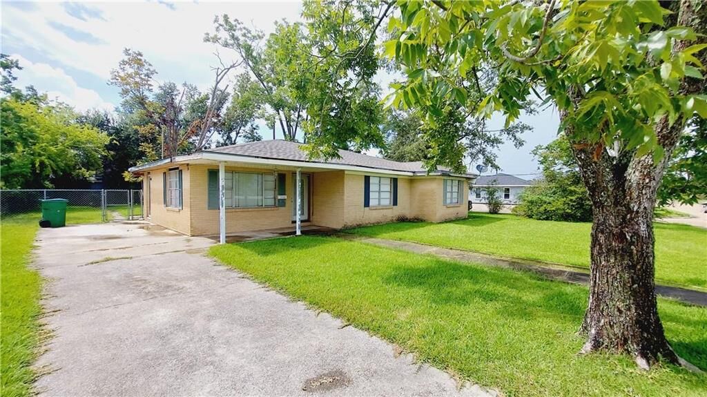 Property Photo: 1513 Guillory Street LA 70669