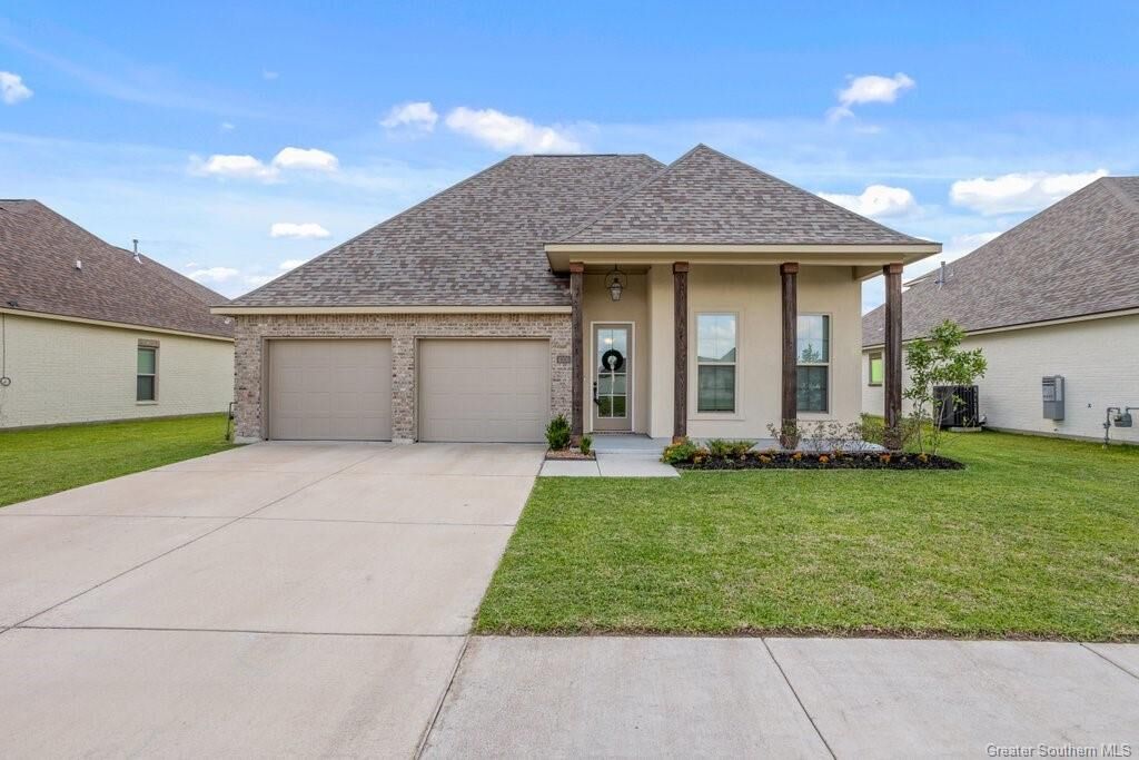 Property Photo:  4308 Cabot Drive  LA 70607 