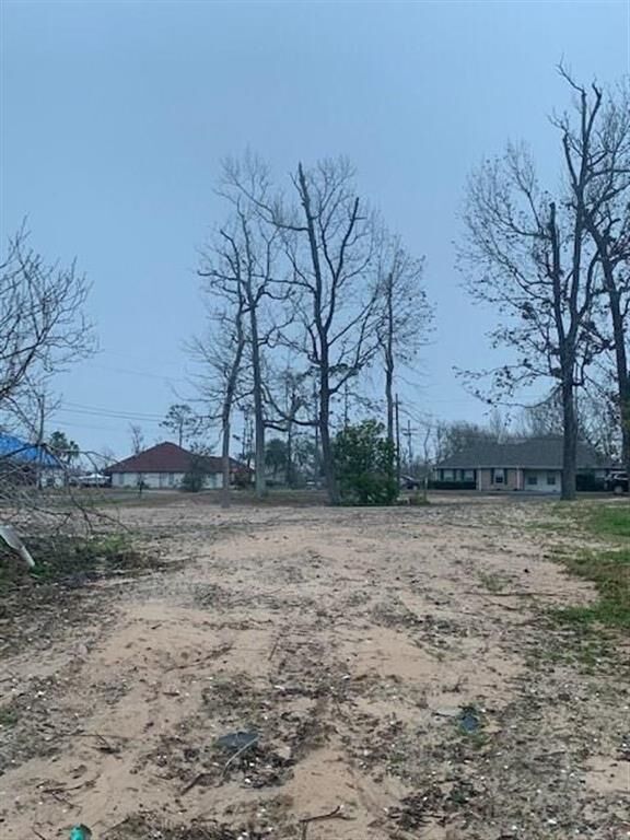 Property Photo:  3308 W Prien Lake Road W  LA 70605