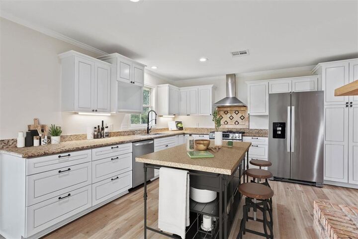Property Photo: 2821 Todd Jude Road LA 70607