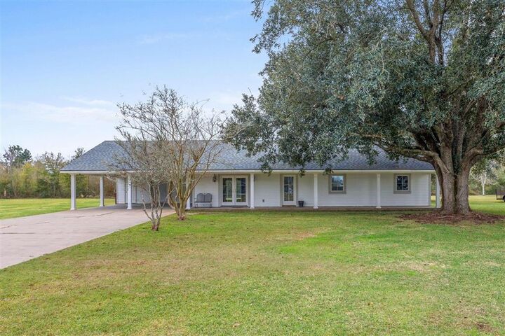 Property Photo:  2821 Todd Jude Road  LA 70607 