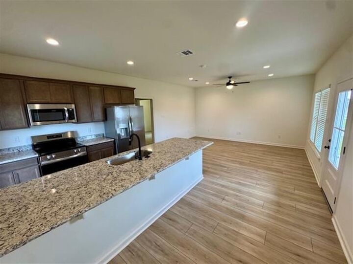 Property Photo: 3151 E Blue Heron Drive E LA 70615