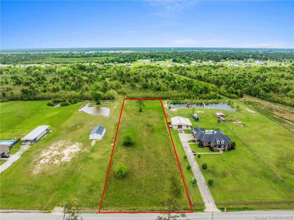 Property Photo:  2832 Watts Road  LA 70611 