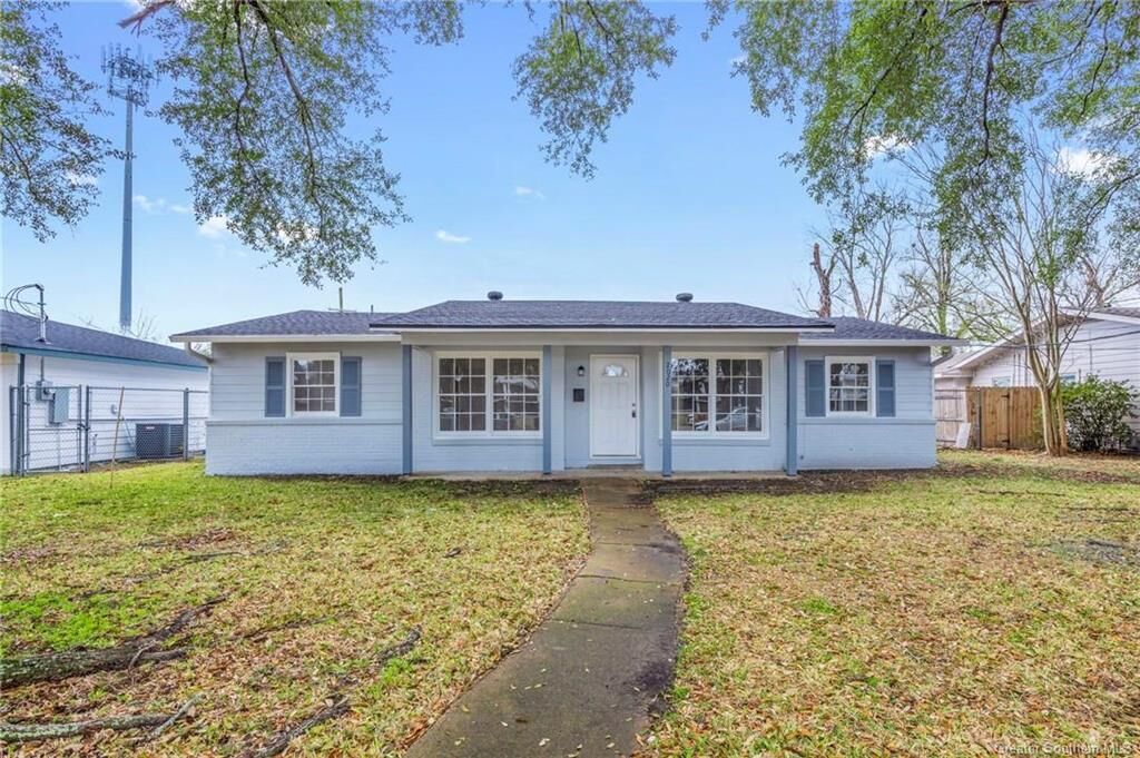 Property Photo: 2020 18th Street LA 70601
