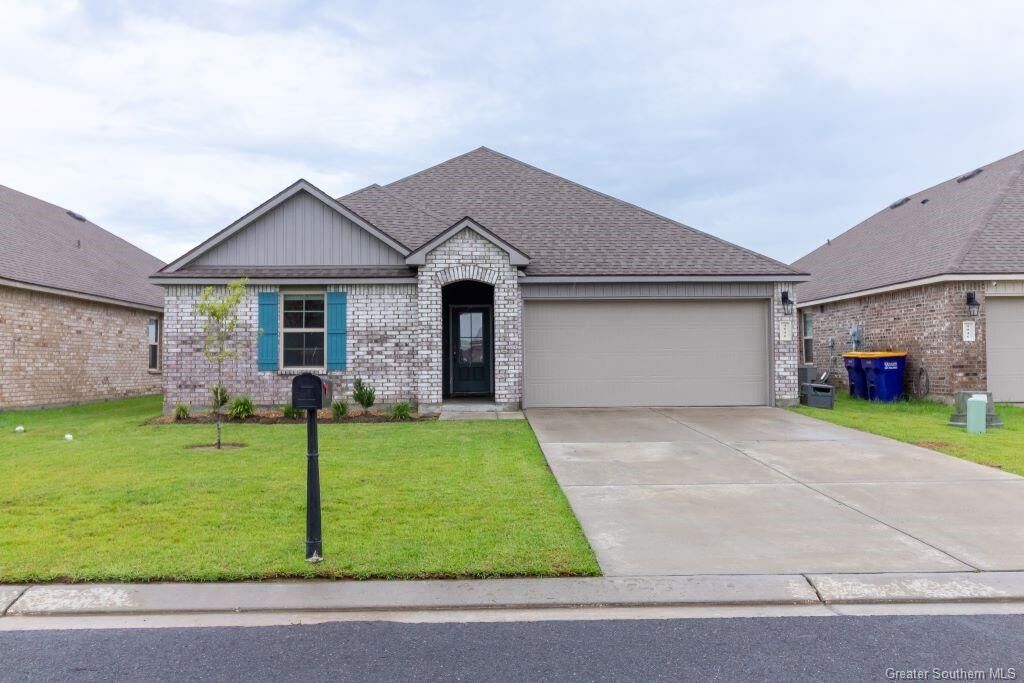 Property Photo:  4048 Starling Place  LA 70546 