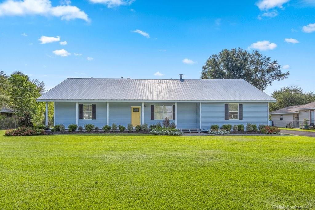 Property Photo:  225 S Stockwell Avenue S  LA 70647 