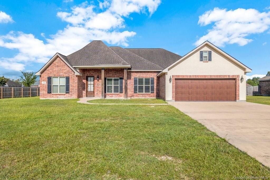 Property Photo: 601 Dub Lane LA 70611