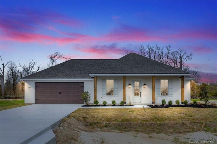 Property Photo: 4075 Camryn Road LA 70611