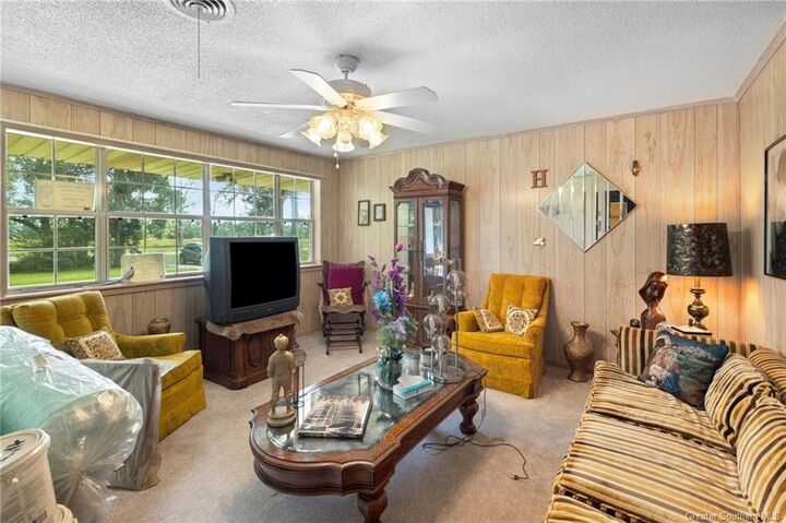 Property Photo:  285 W Houston River Road W  LA 70663 