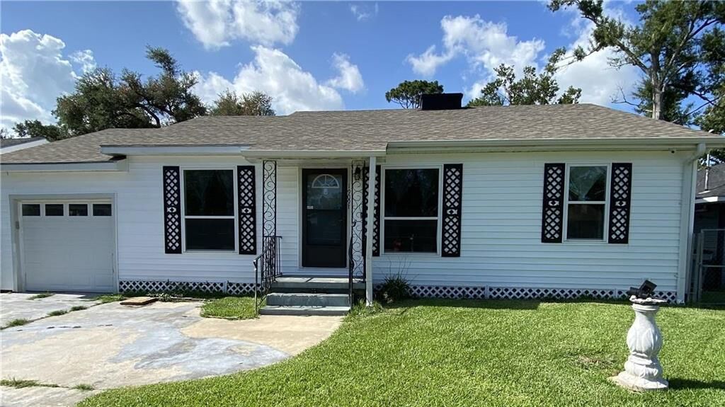 Property Photo: 1909 10th Street LA 70601