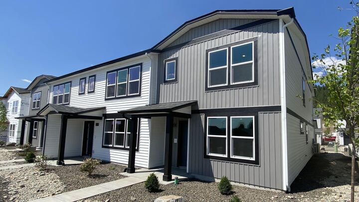 Property Photo:  5121 E Frederick Ave  WA 99217 