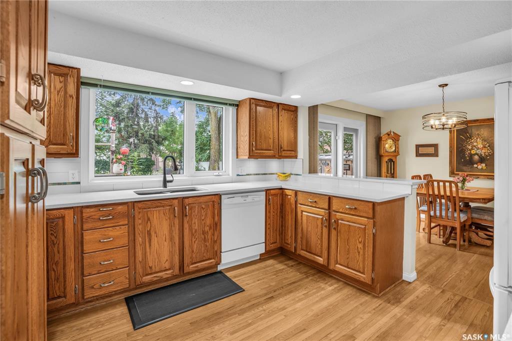 Photo de la propriété:  415 Quance Avenue  SK S7H 3B5 