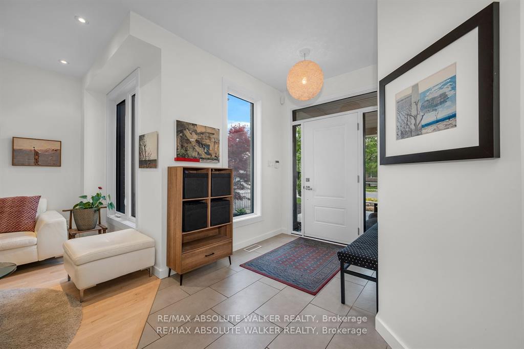 Property Photo: 107 Joshua Street ON K1W 0A2