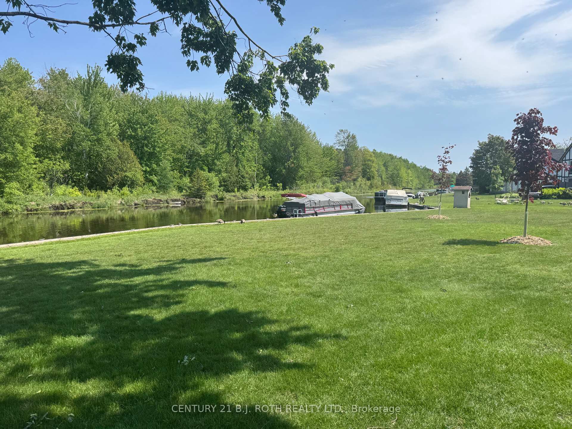 Property Photo: 51 Laguna Parkway 17 ON L0K 1B0