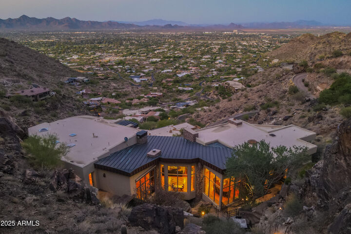 5676 E Cheney Drive  Paradise Valley AZ 85253 photo