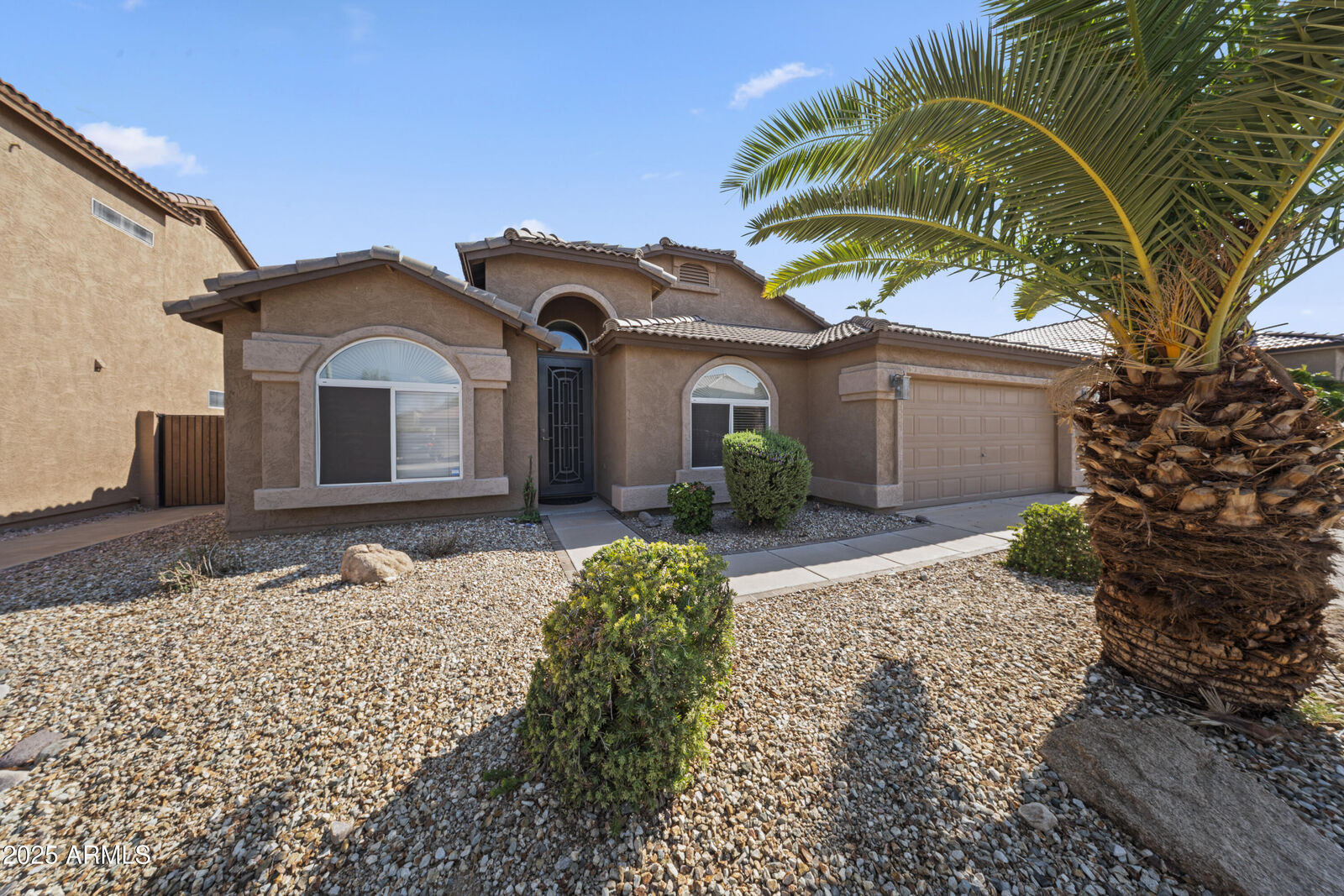 Property Photo:  4315 E Redwood Lane  AZ 85048 