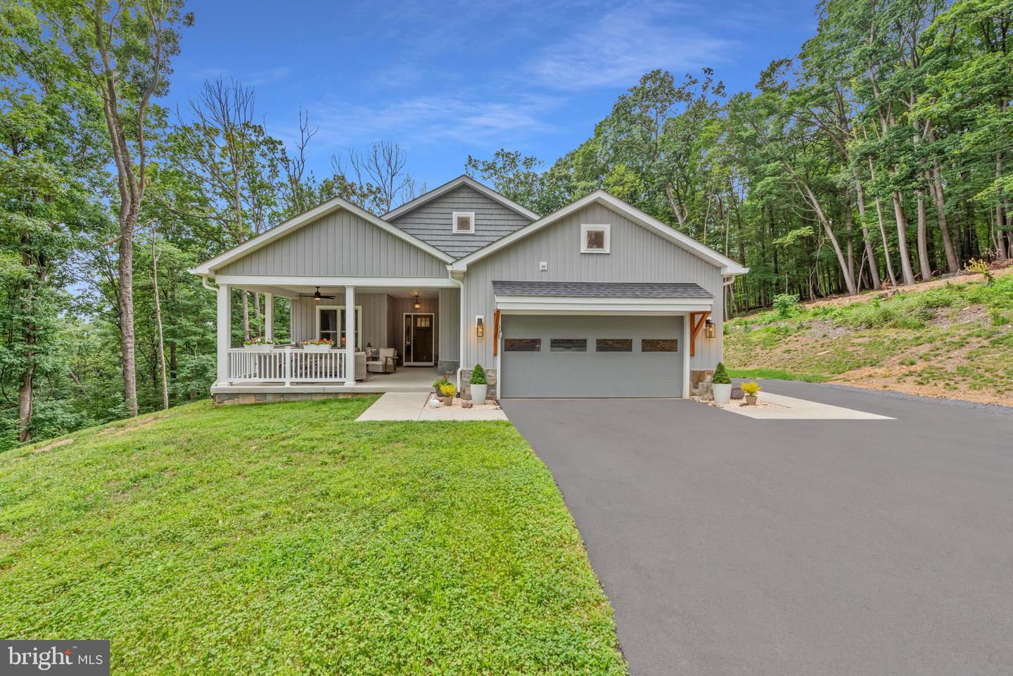 Property Photo: 601 Fall Run Lane VA 22602