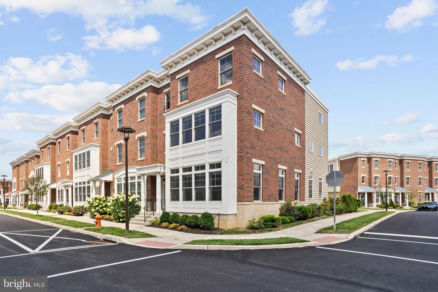 3315 Messina Way  Philadelphia PA 19145 photo