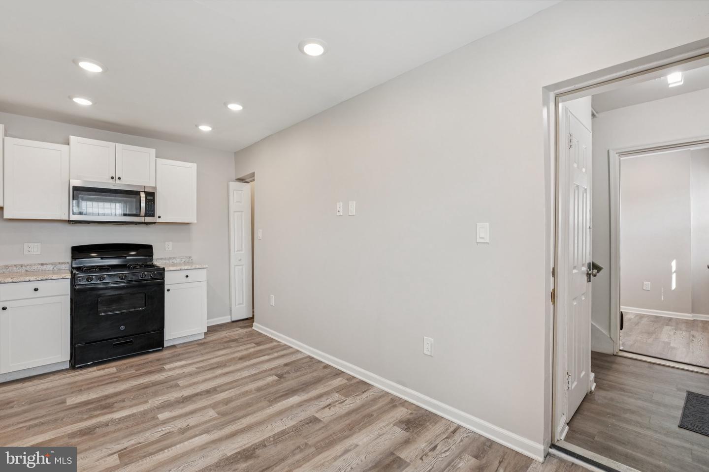 Property Photo: 430 Condon Terrace SE DC 20032