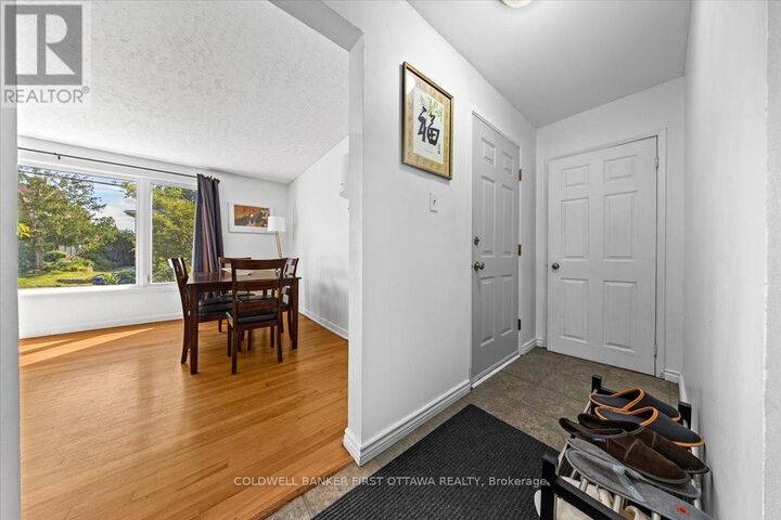 Property Photo: 902 Watson Street ON K2B 6B9