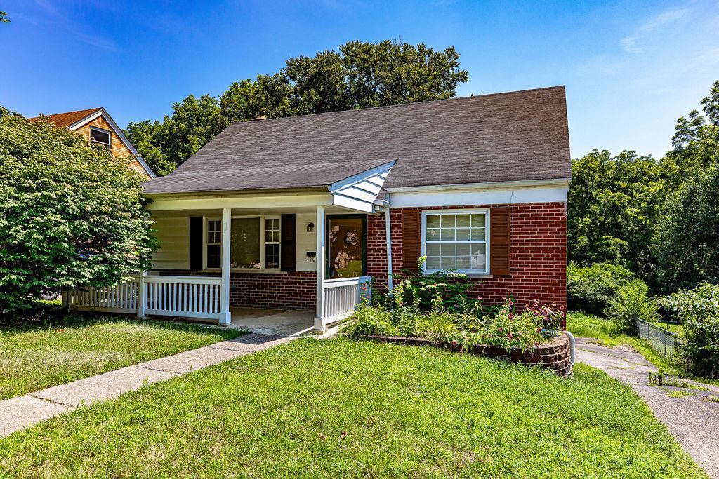 Property Photo: 410 Morrvue Drive OH 45238