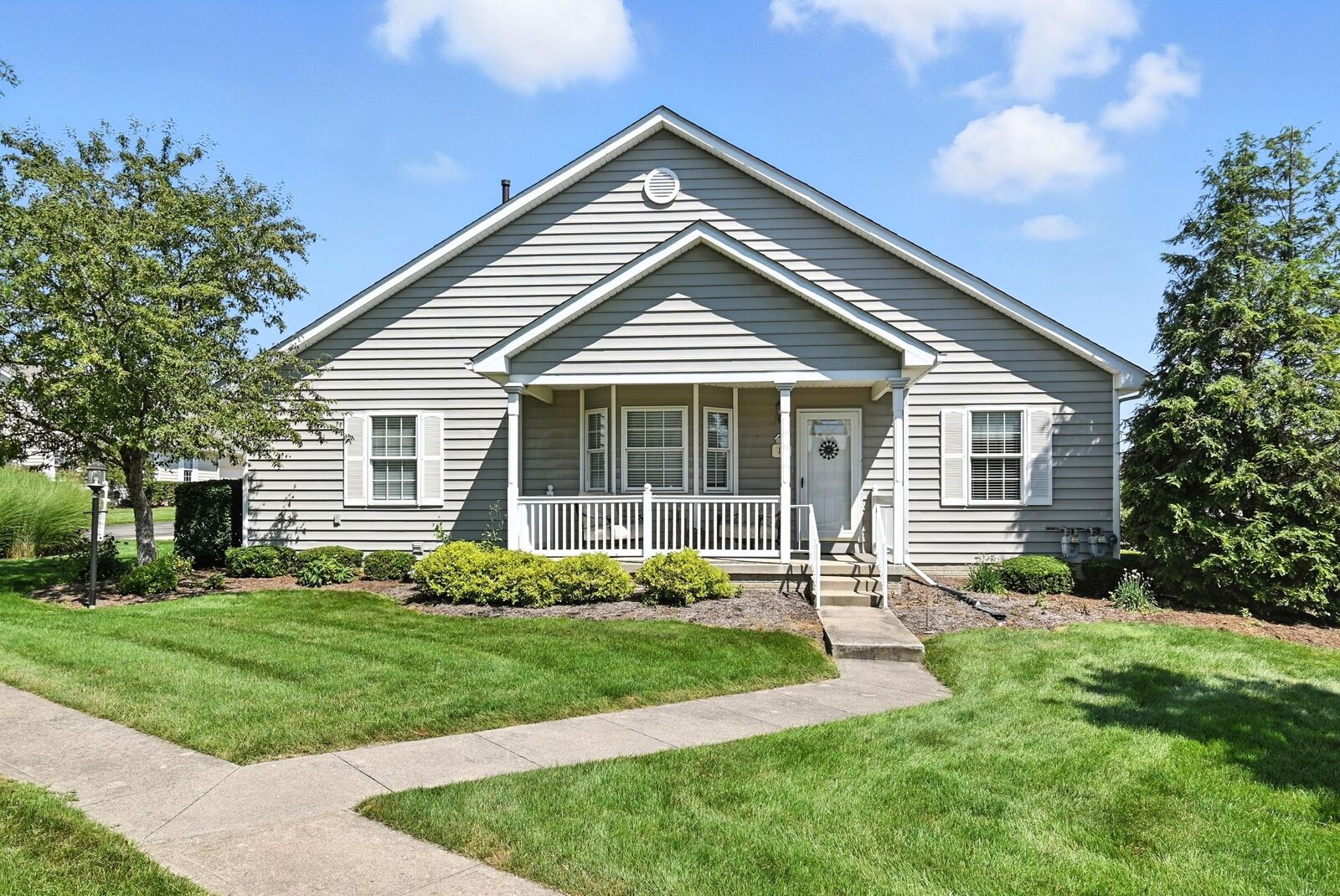 Property Photo: 16 Eagle Drive OH 43050