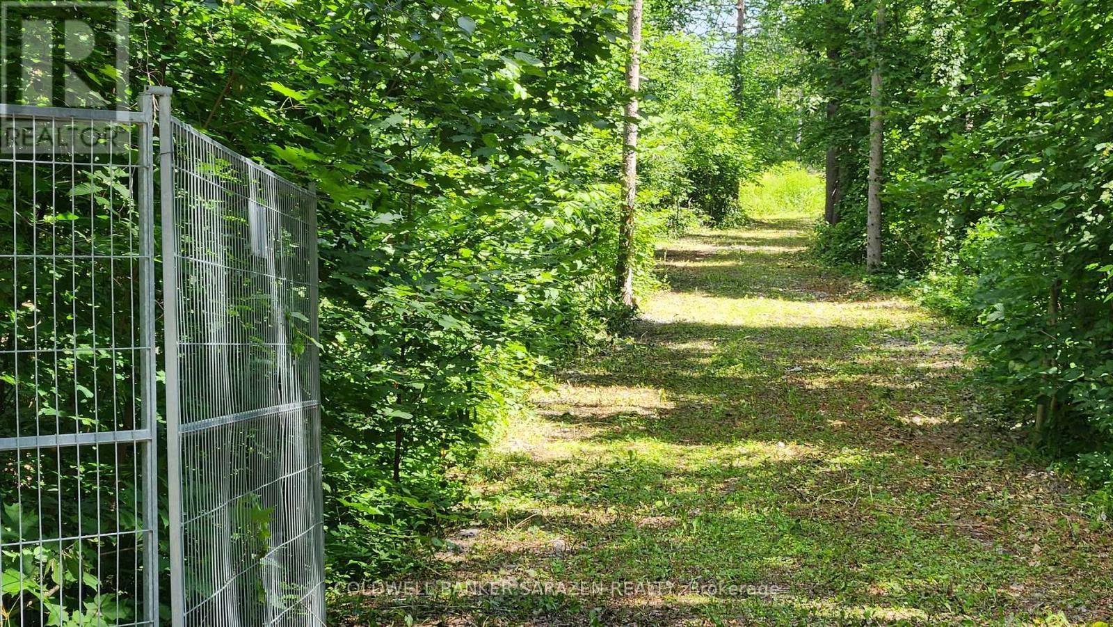 Property Photo: 442 Campbell Drive ON K7S 3G8