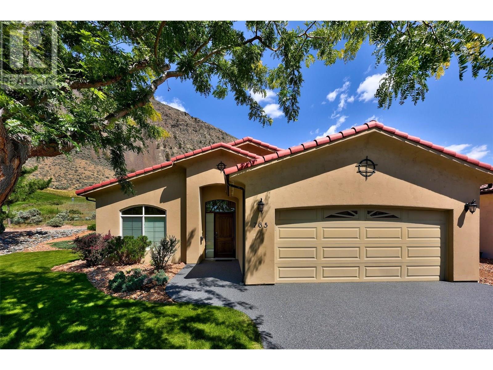 Property Photo:  765 Rosewood Crescent  BC V2H 1S3 