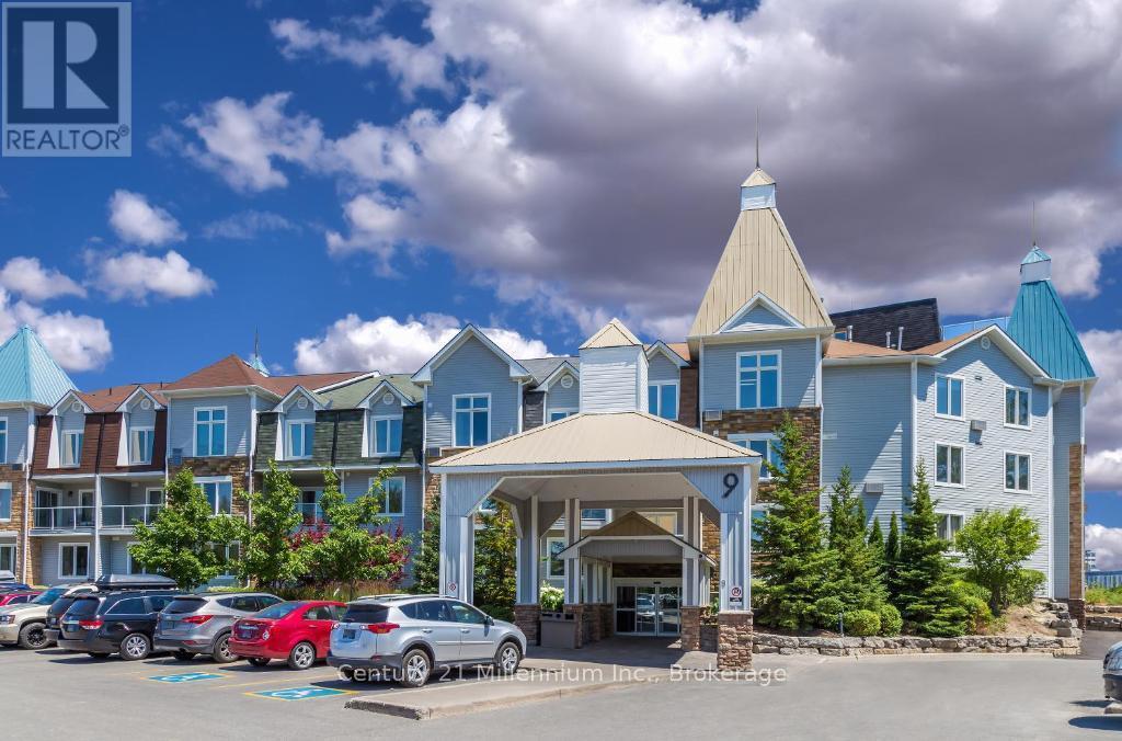 Photo de la propriété: 9 Harbour Street East 3210-3212 ON L9Y 5C5