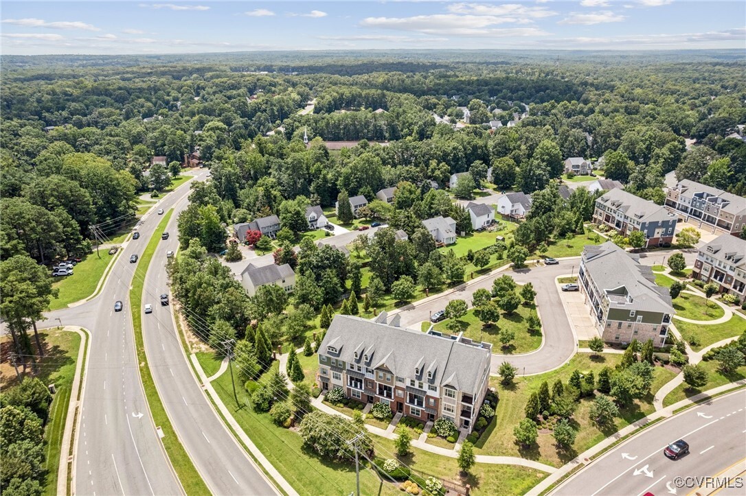 Property Photo:  10902 Parkshire Lane  VA 23233 