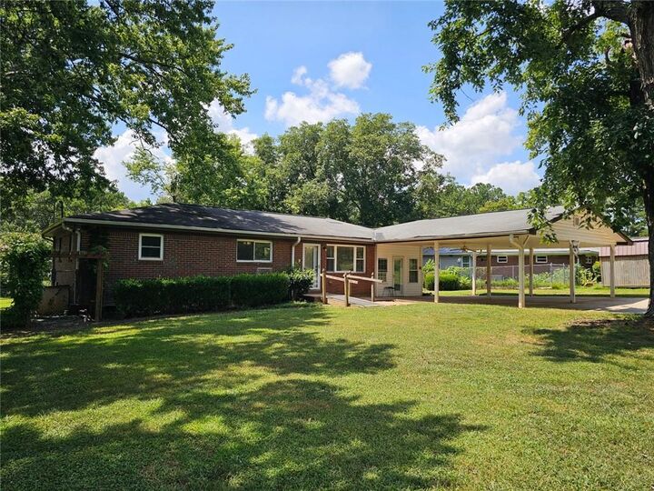 Property Photo: 7177 Capps Ferry Road Road GA 30135