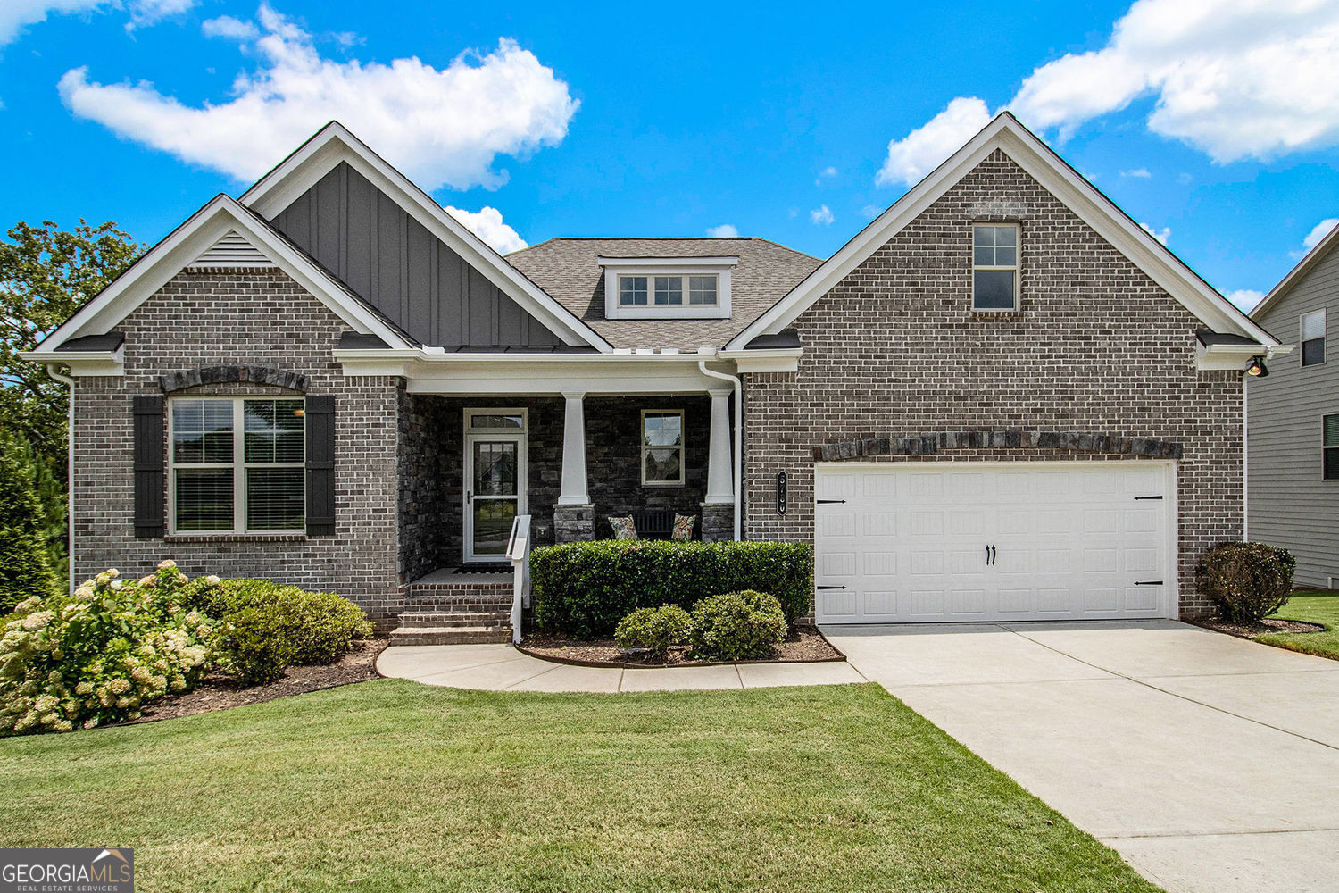 Property Photo:  5780 Stellata Circle Circle  GA 30028 