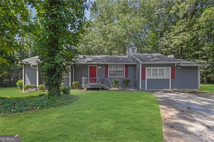 Property Photo:  194 Lexington Court  GA 30274 