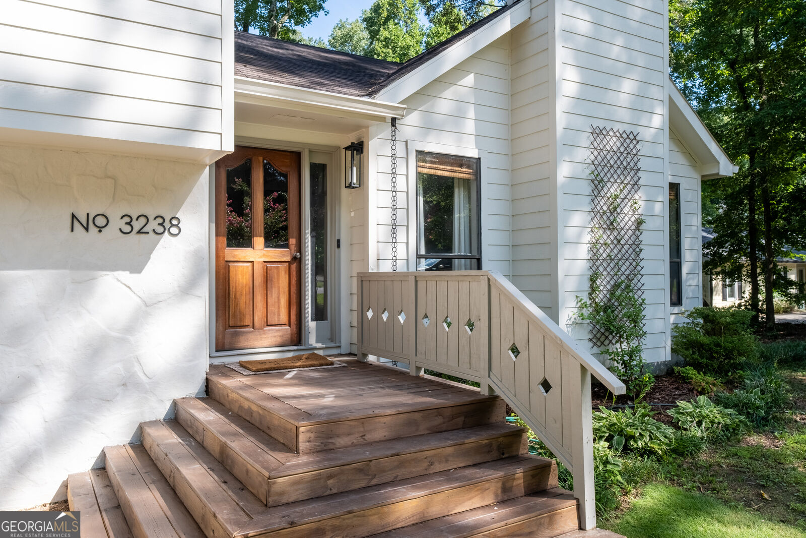 Property Photo: 3238 Mountain Hollow Drive GA 30062