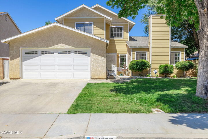 Property Photo:  43715 30th Street  CA 93535 