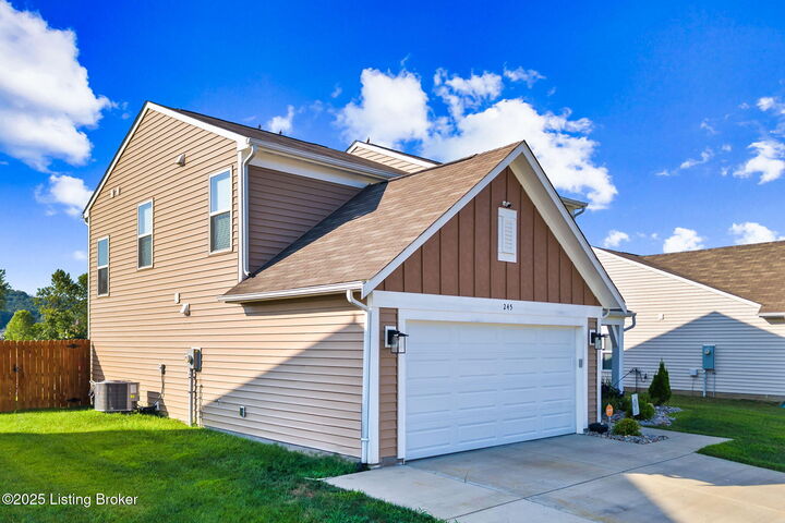 Property Photo:  245 Rising Sun Ct  KY 40165 
