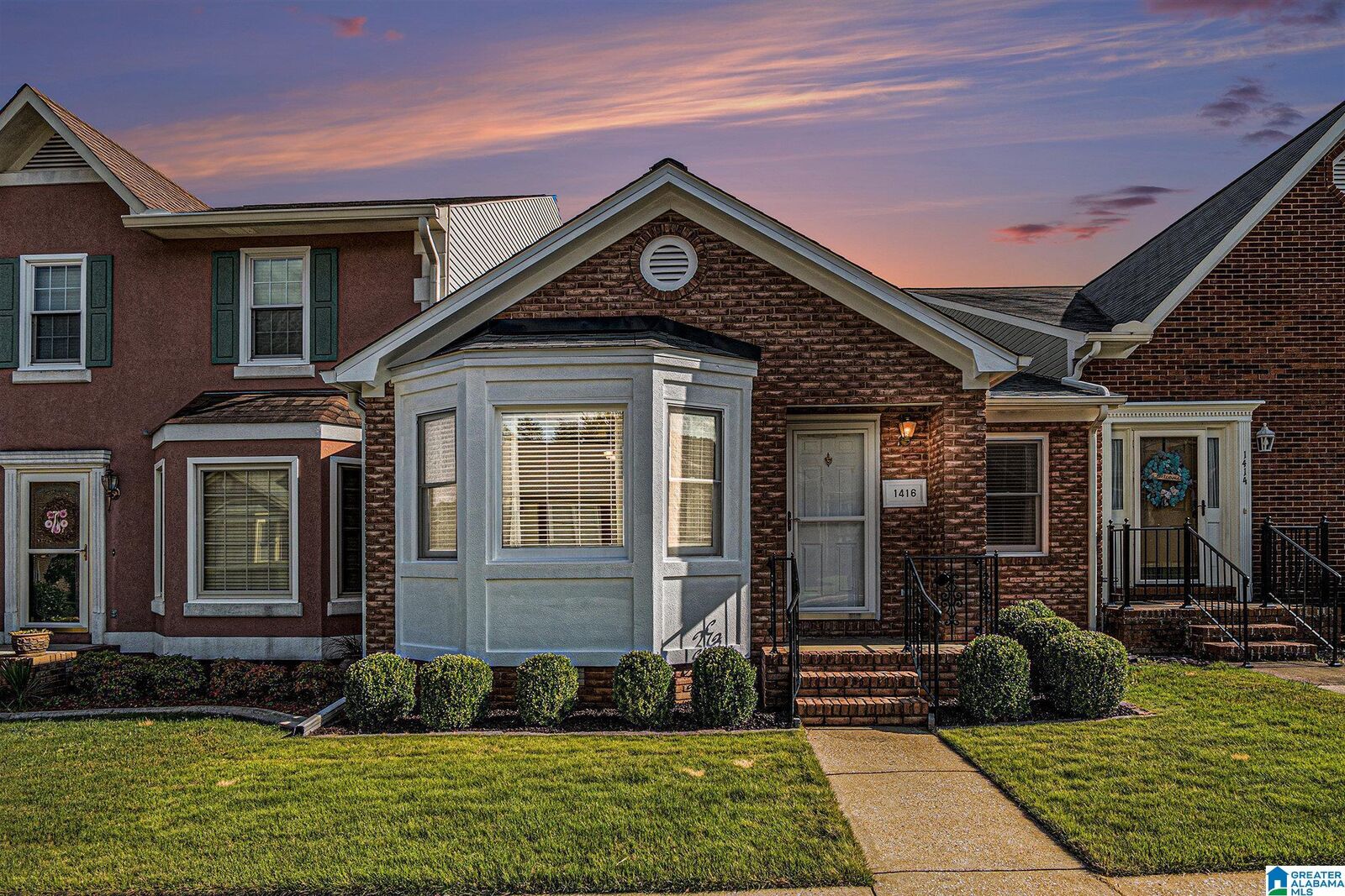 Property Photo: 1416 Cambridge Place AL 36207