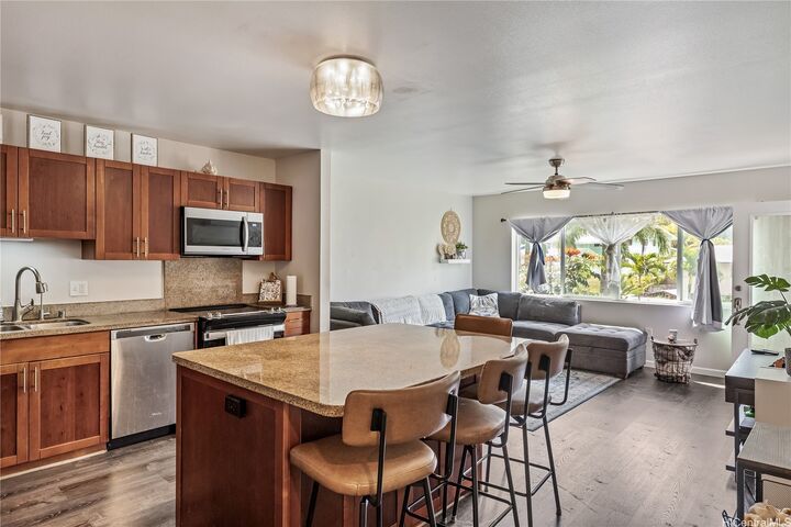 95-060 Waikalani Drive 301  Honolulu HI 96789 photo